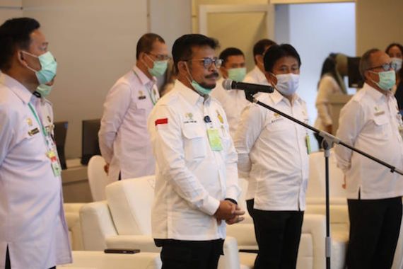 Mentan Syahrul Sebut Petani Sebagai Pahlawan Ekonomi Bangsa - JPNN.COM