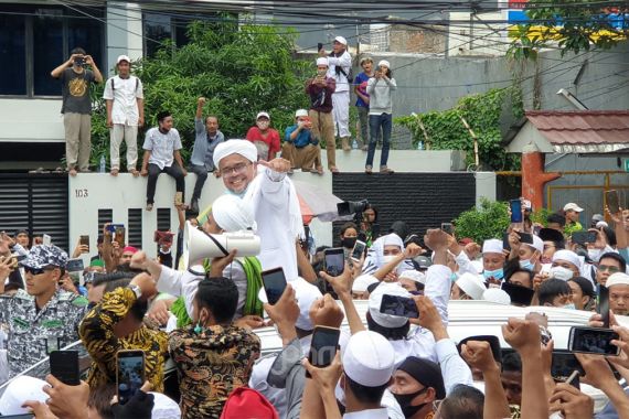 Buntut Kerumunan Acara Habib Rizieq, Warga Petamburan Jadi Repot - JPNN.COM
