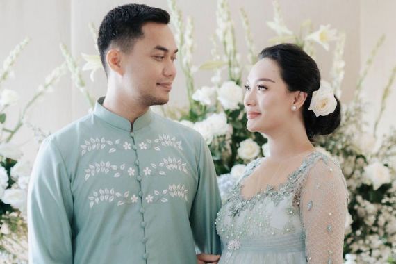 Suami Dikabarkan Bangkrut, Zaskia Gotik Bilang Begini - JPNN.COM
