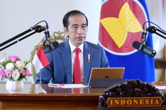 Jokowi Sebut Ada Kekuatan yang Mencoba Menarik Keberpihakan ASEAN - JPNN.COM