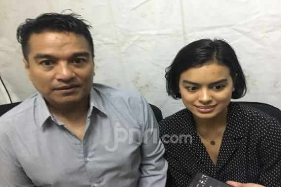 Begini Cara Eva Celia dan Sarwendah Memperingati Hari Ayah - JPNN.COM