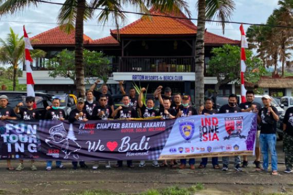Ratusan Komunitas Pajero Touring dan Mempromosikan Pariwisata Bali - JPNN.COM