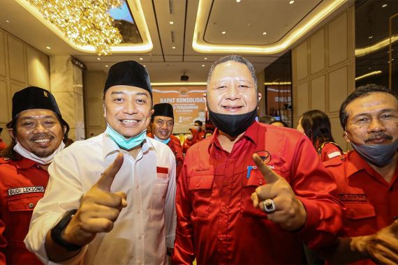 Mayoritas Kader Murni PDIP Jadi Pemenang di Pilkada Jatim, Hasto Beberkan Alasannya - JPNN.COM