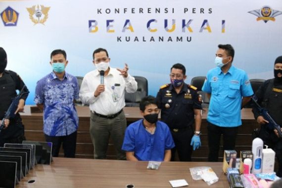 Bea Cukai Sumut Gagalkan Penyelundupan Paket Narkotika Asal Tiongkok, Ini Jenisnya - JPNN.COM