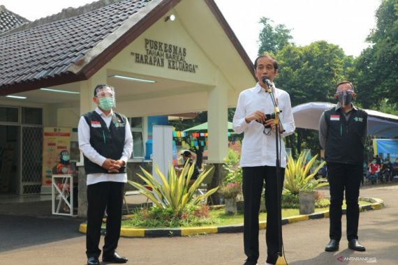 Kapan Vaksin Covid-19 Tiba di Indonesia? Begini Kata Jokowi - JPNN.COM