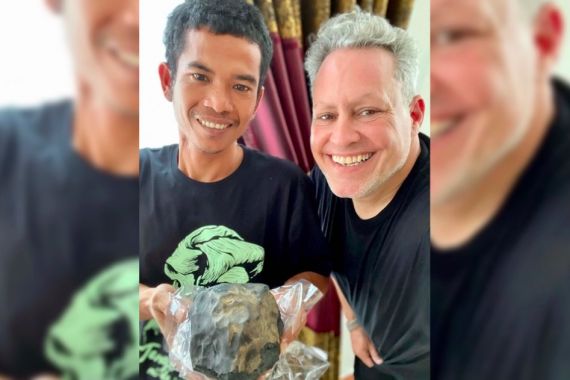Nama Josua Hutagalung Mendadak Viral, Meteorit yang Jatuh di Rumahnya Dibeli Bule, Harganya Fantastis - JPNN.COM