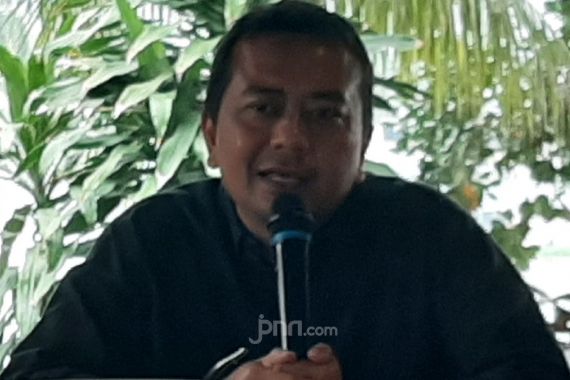 Ketua Komisi X DPR Minta Seleksi PPPK Guru Tahap 3 Diprioritaskan untuk Honorer Negeri - JPNN.COM