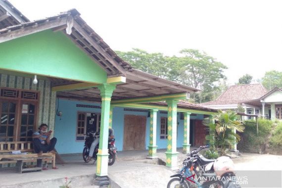 Meski Waswas, Warga Klaten di KRB III Gunung Merapi Masih Bertahan - JPNN.COM