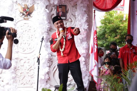 Giring Khusus ke Surabaya Demi Eri Cahyadi Menang Mutlak - JPNN.COM