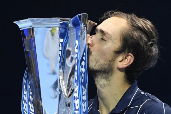 Kalahkan 3 Besar, Daniil Medvedev jadi Juara ATP Finals 2020 - JPNN.COM