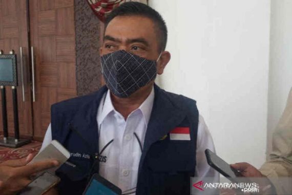 Wako Cirebon Nashrudin Azis Tulis Sebuah Surat yang Dibacakan Eti Herawati, Mohon Doanya - JPNN.COM