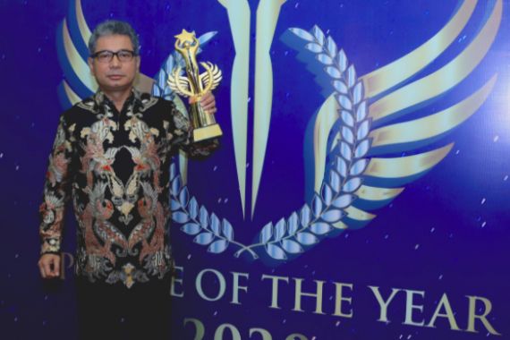 Sukses Lahirkan Inovasi di Kala Pandemi, Dirut BRI Sunarso Raih Best CEO of The Year - JPNN.COM