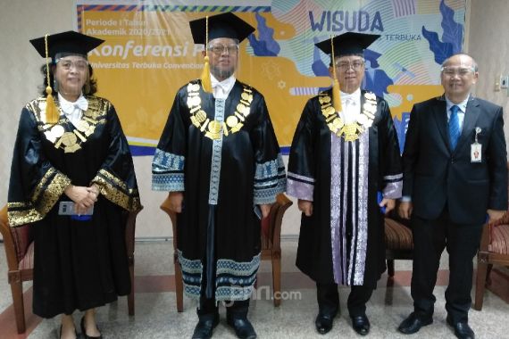 Optimistis Alumni UT Mendominasi Kelulusan Seleksi Guru PPPK 2021 - JPNN.COM
