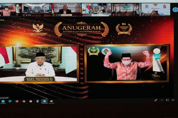 Gus Menteri Sukses Pimpin Kemendes PDTT Raih Anugerah Keterbukaan Informasi Publik 2020 - JPNN.COM