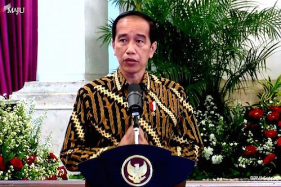 Serahkan DIPA dan TKDD 2021, Presiden Jokowi: Utamakan Penanganan Covid-19 - JPNN.COM