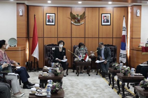 Hubungan Indonesia - Korea Selatan Makin Erat, Begini Respons Nono Sampono - JPNN.COM