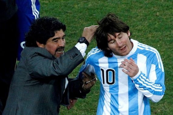 Messi dan Ronaldo Bilang Begini Atas Wafatnya Maradona - JPNN.COM