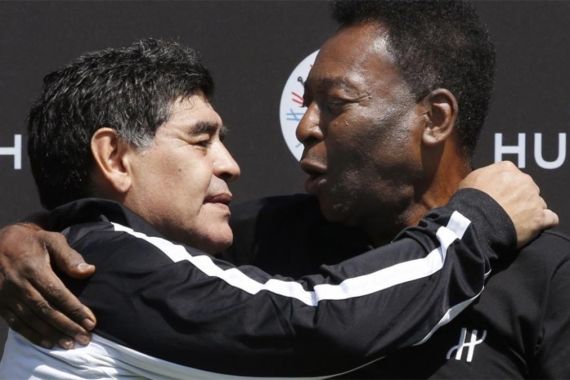 Sungguh Menyedihkan Ucapan Dukacita Pele Ditinggal Maradona - JPNN.COM