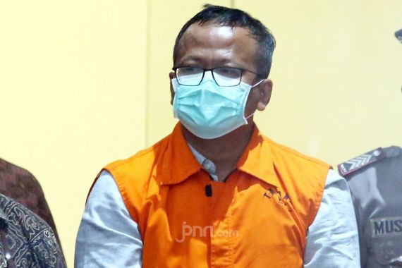 2 Bulan Ditahan, Edhy Prabowo Mengeluh, Memohon kepada Yasonna - JPNN.COM
