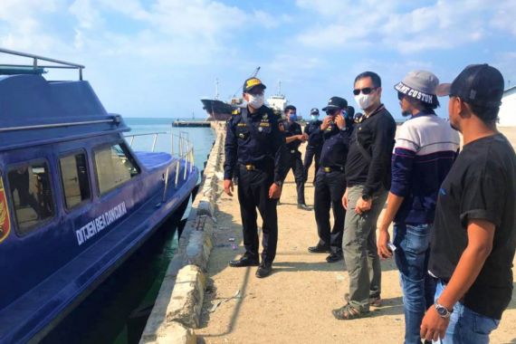 Bea Cukai Bali Nusra-Polda NTT Gencarkan Patroli Laut Wilayah Perbatasan - JPNN.COM