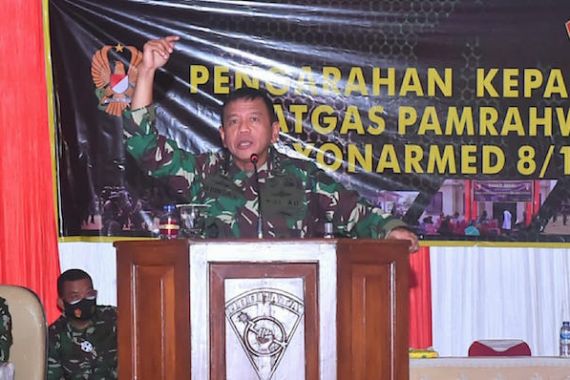 Sambangi Prajurit Yon Armed, Begini Pesan Letjen TNI Herindra - JPNN.COM