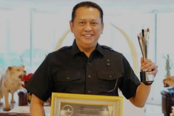 Ketua MPR Bambang Soesatyo Raih Penghargaan Best Institution Leader - JPNN.COM