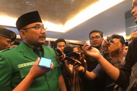 Ikhtiar Menag Gus Yaqut Agar Warga Indonesia Bisa Pergi Haji dan Umrah Tahun Ini - JPNN.COM