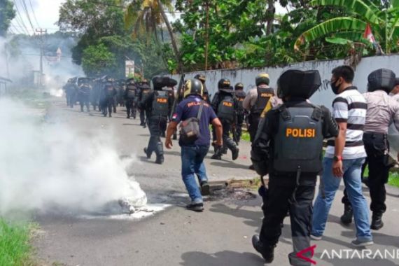 Polisi Tangkap 36 Orang terkait Demo Papua Merdeka - JPNN.COM