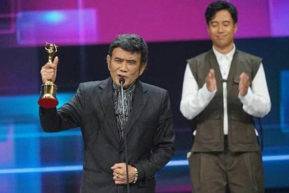 Rhoma Irama dan Mendiang Didi Kempot Raih Penghargaan Khusus AMI Awards 2020 - JPNN.COM