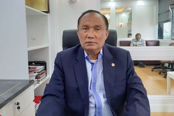 Effendi Sianipar: Segera Tangkap Pelaku Pembantaian Satu Keluarga di Sigi - JPNN.COM
