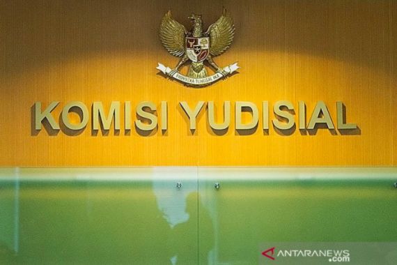 Hakim PN Jakpus Perintahkan Tunda Pemilu, KY Bereaksi Begini - JPNN.COM