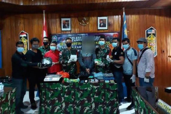 NM Tepergok Satgas TNI di Kebun Sawit, Tak Berkutik Lagi, Begini Penampakannya - JPNN.COM