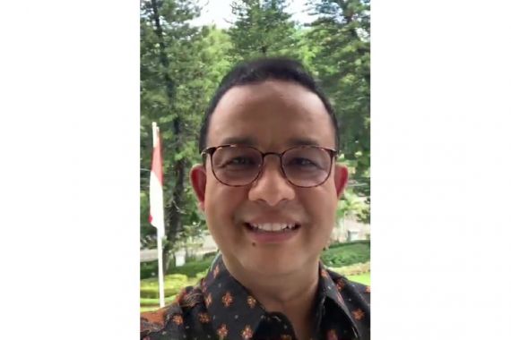 Aktivitas Gubernur Anies Saat Isolasi Mandiri, yang Sabar, Pak - JPNN.COM