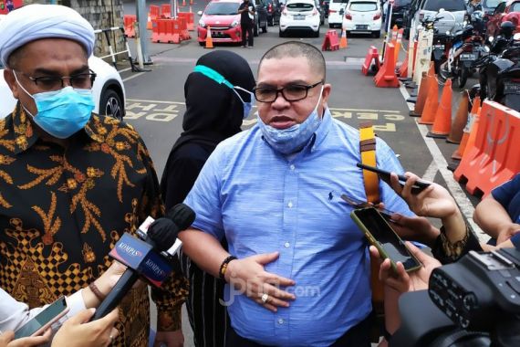 Ali Ngabalin Menyeret 2 Orang ke Polisi, Lalu Minta Maaf Kepada Keluarga Edhy Prabowo - JPNN.COM