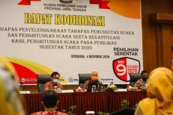 Ada Perusahaan Potong Upah Buruh yang Ikut Pemungutan Suara 9 Desember, Begini Reaksi Pak Ganjar - JPNN.COM