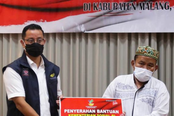 Mensos Juliari Salurkan Paket Sembako untuk 29 LKS di Kabupaten Malang - JPNN.COM