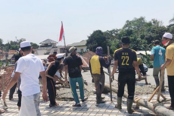 Bantu Pembangunan Ponpes, Komjen Sigit Didoakan Para Ulama Banten - JPNN.COM
