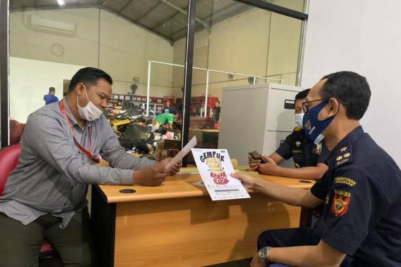 Bea Cukai Gandeng PJT Berantas Peredaran Rokok Ilegal - JPNN.COM