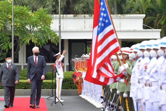 Prabowo Subianto Perkuat Hubungan Indonesia-Amerika dengan Kerja Sama Alutsista - JPNN.COM