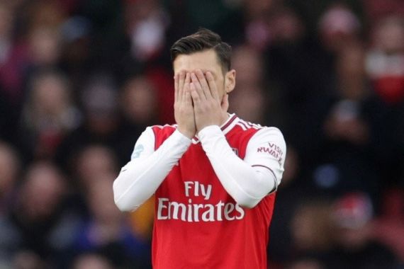 Lho, Kenapa Arsenal Membekukan Mesut Ozil? - JPNN.COM