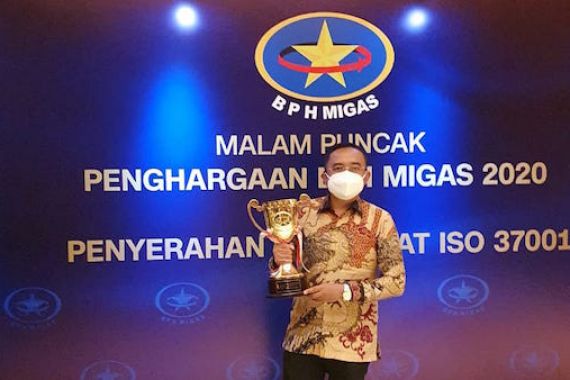 Moto Energy Raih Penghargaan dari BPH Migas, Najib: Kami Akan Terus Patuh Mengawal Energi BBM - JPNN.COM