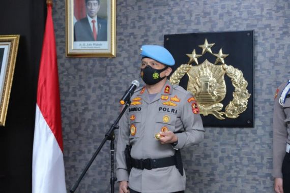 Sikap Irjen Ferdy Sambo Kasus Oknum Polisi Menembak Anggota TNI AD, Tak Ada Ampun! - JPNN.COM