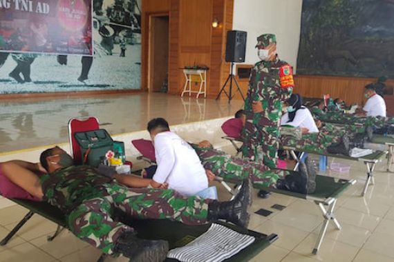 Sambut Hari Juang TNI AD Tahun 2020, Aksi Prajurit Korem 174 Merauke Ini Patut Dicontoh - JPNN.COM