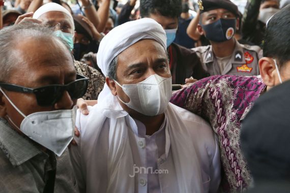 Aziz Yanuar Menyebut Kondisi Habib Rizieq Mengkhawatirkan - JPNN.COM