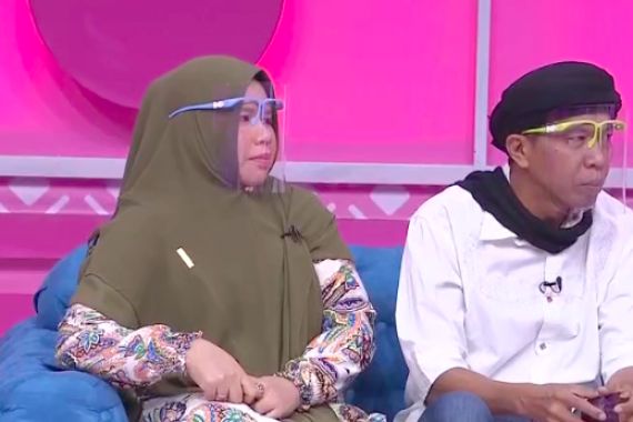 Gugat Cerai Kiwil, Rohimah: kan Sudah Pada Tahu - JPNN.COM