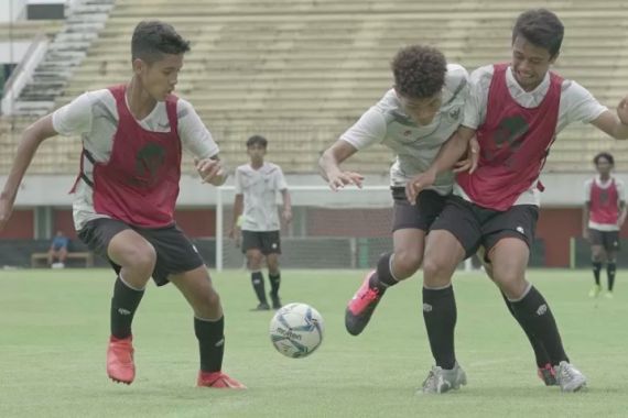Bima Sakti Sebut Komunikasi Antarpemain Timnas Indonesia U-16 Masih Lemah - JPNN.COM