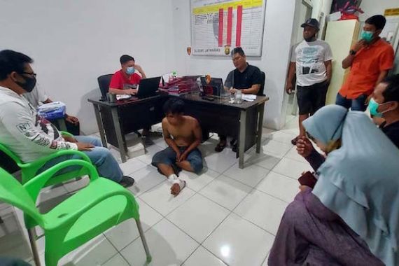 Perampok Driver Taksi Online Live di FB dan Unggah Foto Jalan-jalan, Terendus Polisi, Dooor! - JPNN.COM