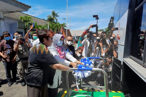 Keren, DAMRI Luncurkan Bus Khusus Disabilitas - JPNN.COM