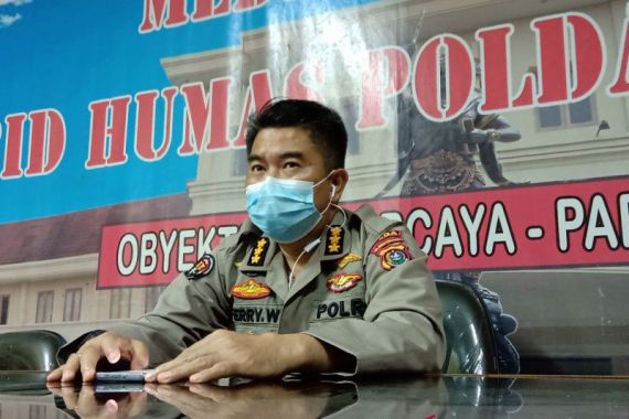 Kombes Ferry Pastikan Ipda Imam Meninggal Bukan Karena Benturan Fisik dengan Pedemo - JPNN.COM
