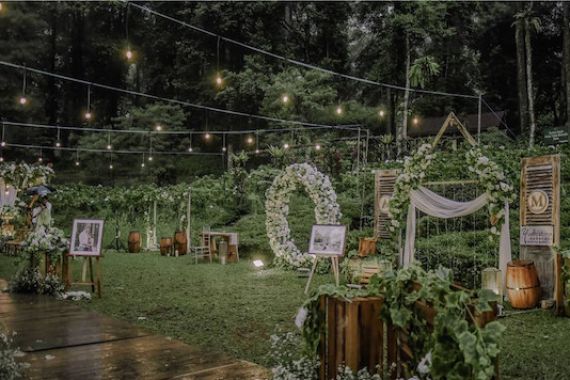 Keren, Outdoor Wedding di Wana Wisata Baturraden, Dijamin Tak Terlupakan - JPNN.COM